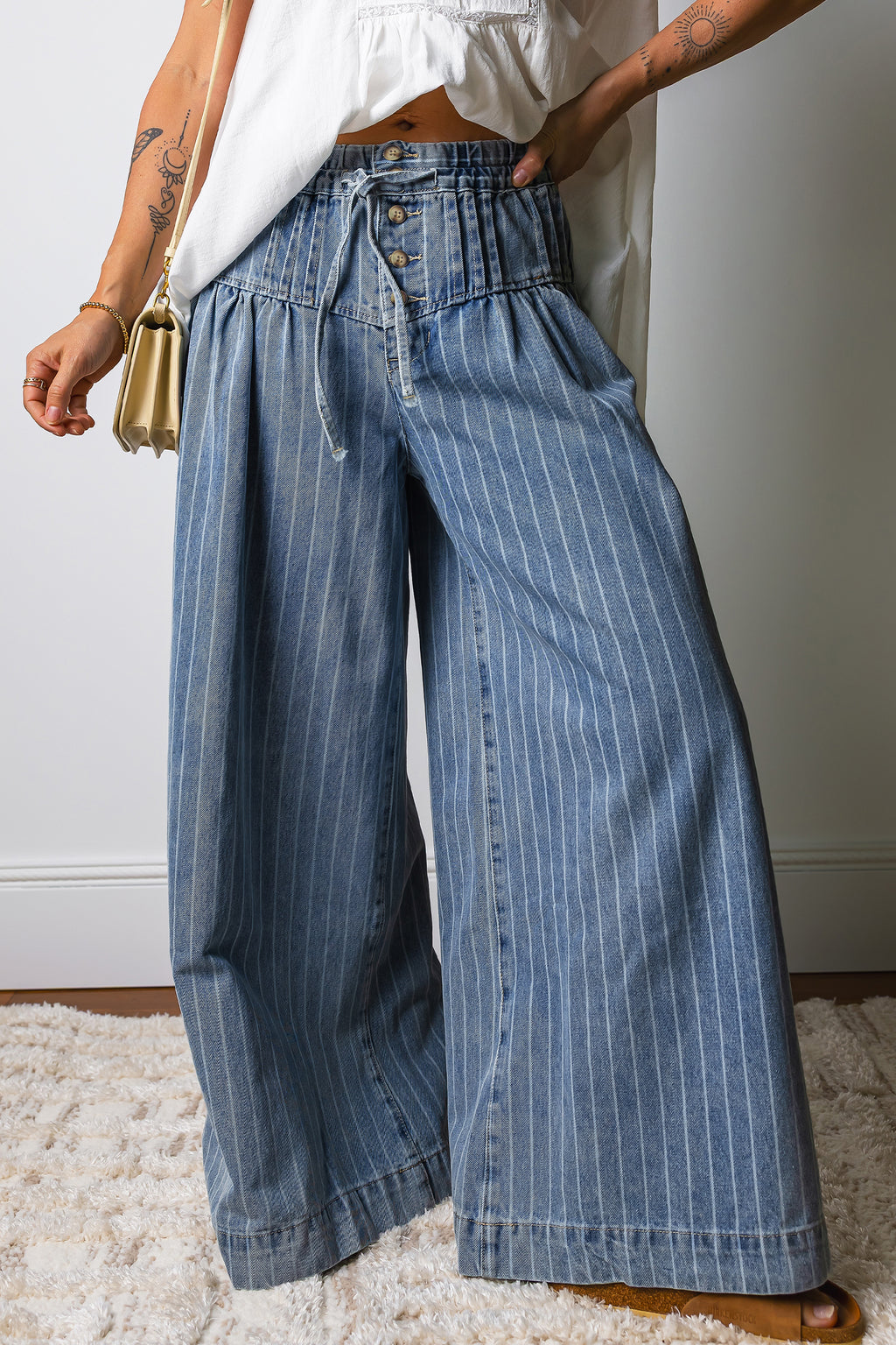 Pleated Drawstring Wide Leg Jeans